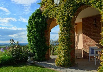 Taras w stylu toskańskim - włoskie klimaty we własnym ogrodzie